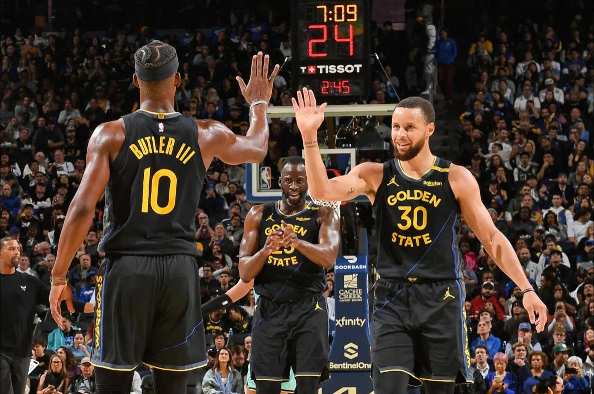 自由滑的后 自由滑的后